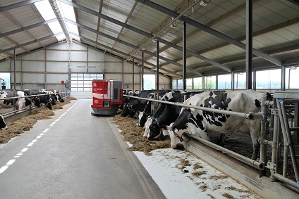Utilisation du RICA pour évaluer l'évolution conjoncturelle des coûts et marges des élevages herbivores français ainsi que l'empreinte carbone des élevages laitiers